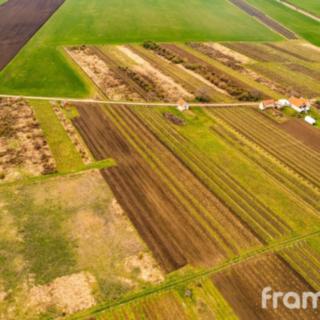 Prodej stavební parcely 2 723 m² Moravský Žižkov