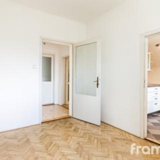 Pronájem bytu 2+1 60 m² Brno Černá Pole, Lužova