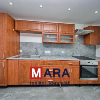 Prodej rodinného domu 69 m² Charváty