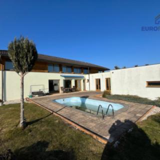 Prodej rodinného domu 464 m² Velká Hleďsebe