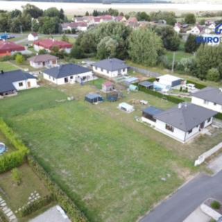 Prodej stavební parcely 1033 m² Černošín