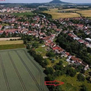 Prodej stavební parcely 4 611 m² Roudnice nad Labem Podlusky