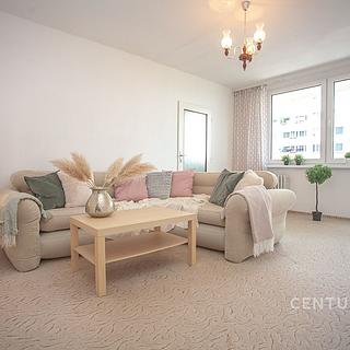 Prodej bytu 3+1 89 m² Praha