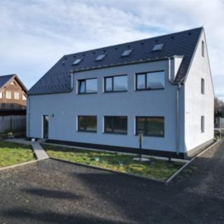Prodej rodinného domu 256 m² Čtveřín Doubí