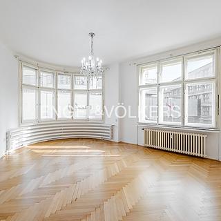 Pronájem bytu 3+1 113 m&sup2; Praha