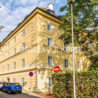 Pronájem obchodu 185 m² Praha