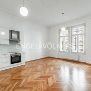 Pronájem bytu 2+kk 60 m² Praha