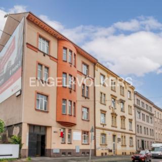 Pronájem skladu 31 m² Praha Vysočany, Jandova