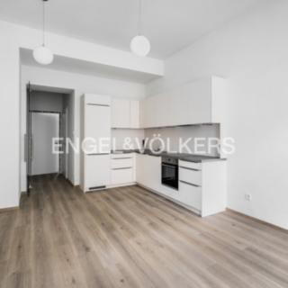 Pronájem bytu 3+kk 56 m² Praha