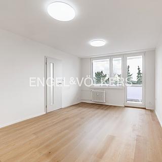 Pronájem bytu 3+1 70 m&sup2; Praha