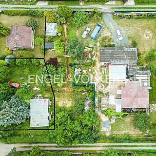 Prodej stavební parcely 500 m² Líšnice