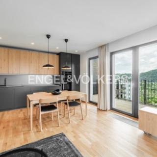 Pronájem bytu 4+kk 105 m² Praha Modřany, Mezi vodami