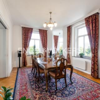 Pronájem vily 313 m² Všenory