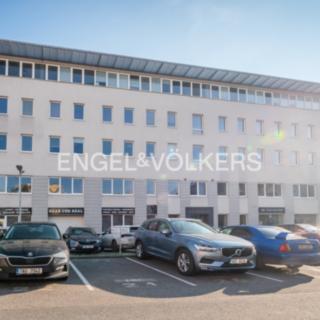 Pronájem kanceláře 394 m² Praha