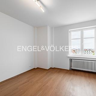 Pronájem bytu 1+kk a garsoniéry 25 m² Praha Nusle, 5. května