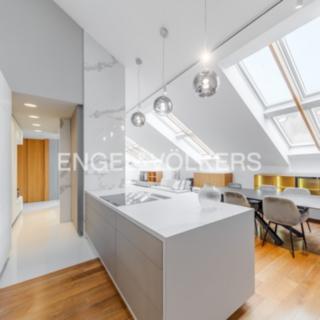 Pronájem bytu 4+kk 176 m² Praha