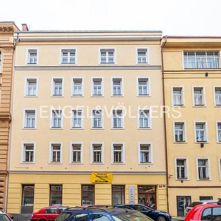 Pronájem kanceláře 132 m² Praha Žižkov, Vlkova