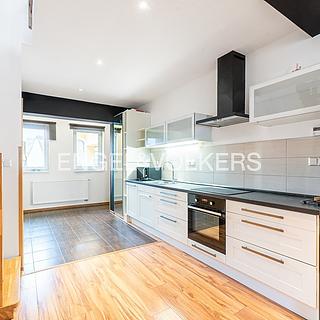 Pronájem bytu 2+kk 68 m² Praha Libeň, Zenklova