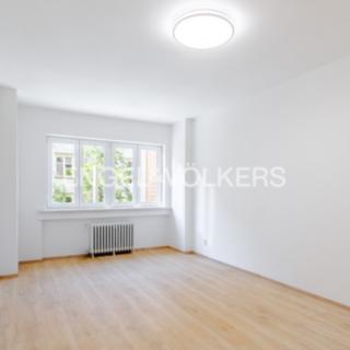 Pronájem bytu 2+kk 50 m² Praha Holešovice, Komunardů