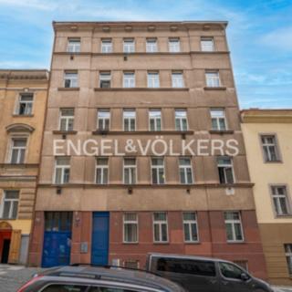 Pronájem obchodu 99 m² Praha
