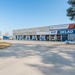 Pronájem skladu 2032 m² Praha