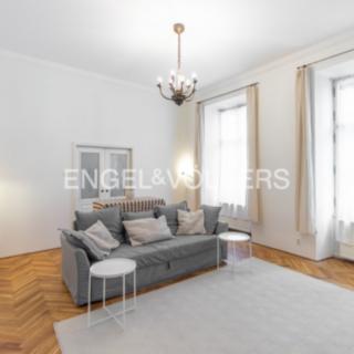 Pronájem bytu 2+kk 70 m² Praha