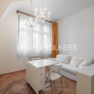 Pronájem bytu 1+kk a garsoniéry 31 m² Praha Josefov, Valentinská