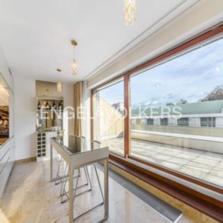Pronájem bytu 4+1 100 m² Praha
