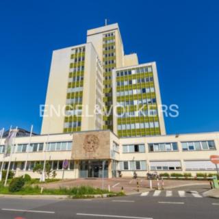 Pronájem kanceláře 625 m² Praha