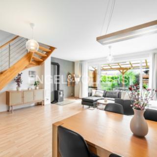 Pronájem rodinného domu 120 m² Drahelčice, Spojovací