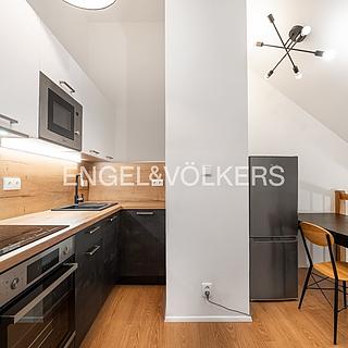 Pronájem bytu 2+kk 55 m² Praha Smíchov, Pivovarská