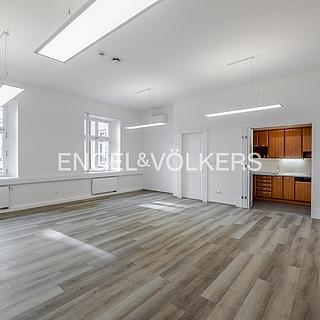 Pronájem bytu 5+1 a více 156 m² Praha Nové Město, Václavské náměstí