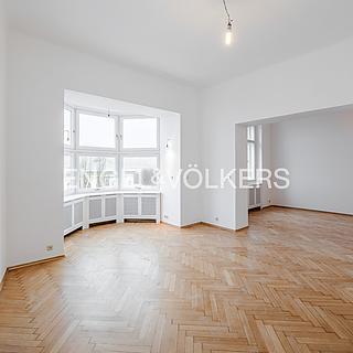 Pronájem bytu 2+kk 85 m&sup2; Praha