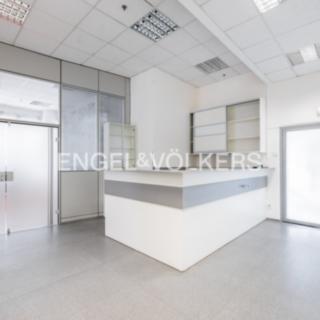 Pronájem kanceláře 198 m² Praha