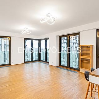 Pronájem bytu 2+kk 72 m² Praha