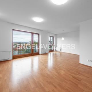 Pronájem bytu 3+kk 110 m² Praha