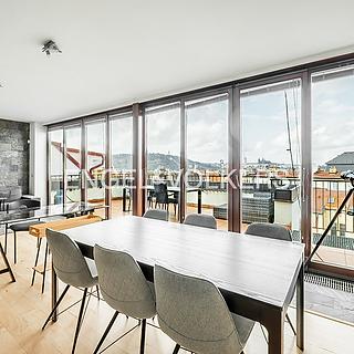 Pronájem bytu 4+kk 220 m² Praha Nové Město, Na Moráni