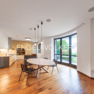 Pronájem vily 540 m² Praha Hlubočepy, Pod Žvahovem