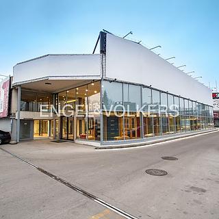 Pronájem obchodu 1520 m&sup2; Praha