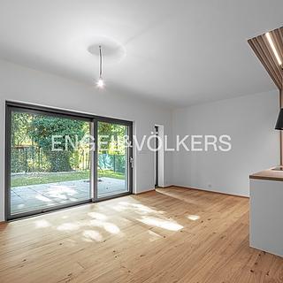 Pronájem vily 146 m&sup2; Praha