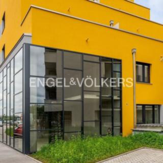 Pronájem obchodu 97 m² Praha