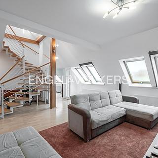 Pronájem bytu 4+1 120 m² Praha Bubeneč, Puškinovo náměstí