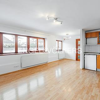 Pronájem bytu 2+kk 50 m&sup2; Praha