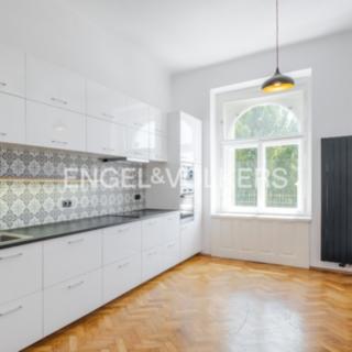 Pronájem bytu 3+1 100 m² Praha Vinohrady, U Havlíčkových sadů