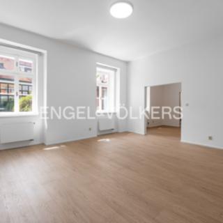 Pronájem bytu 3+1 170 m² Praha