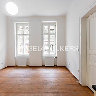 Pronájem bytu 2+kk 43 m&sup2; Plzeň