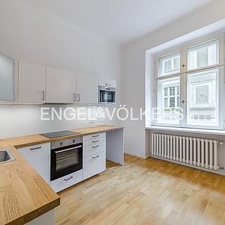 Pronájem bytu 1+1 40 m² Praha Josefov, Maiselova