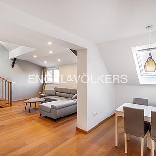 Pronájem bytu 3+kk 95 m² Praha