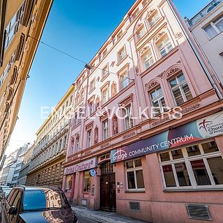 Pronájem kanceláře 77 m² Praha Nové Město, Ve Smečkách