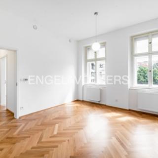 Pronájem bytu 2+kk 46 m² Praha